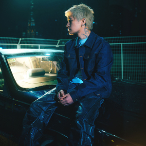 日韩美女裸体做爱动态
