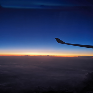 国产亚洲精品美女久久久久
